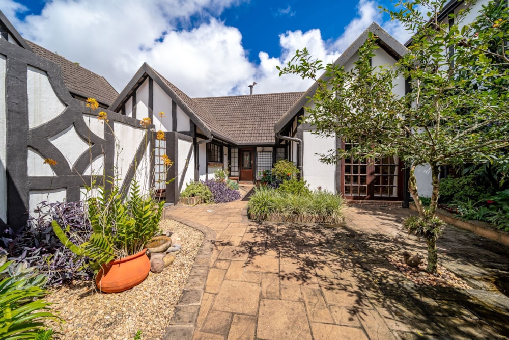 Security estate home sold in Hillcrest, Upper Highway - 1KF1691993 Security estate home sold in Hillcrest, Upper Highway - 1KF1691993