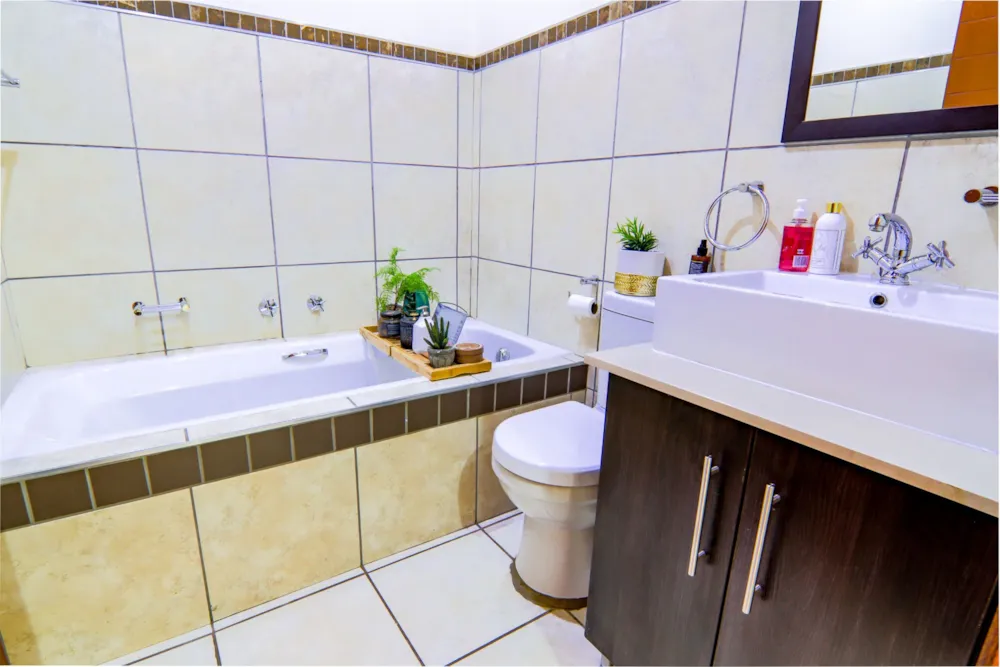 Security complex home sold in Pretorius Park - PT1690345 Security complex home sold in Pretorius Park - PT1690345