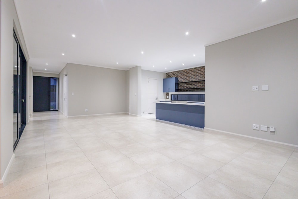 Double-storey cluster sold in Eagle Canyon Golf Estate - RAN1692329 Double-storey cluster sold in Eagle Canyon Golf Estate - RAN1692329