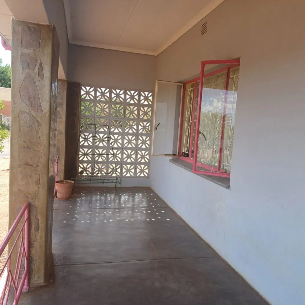 House for sale in Lemoendraai - 1KAH1690278