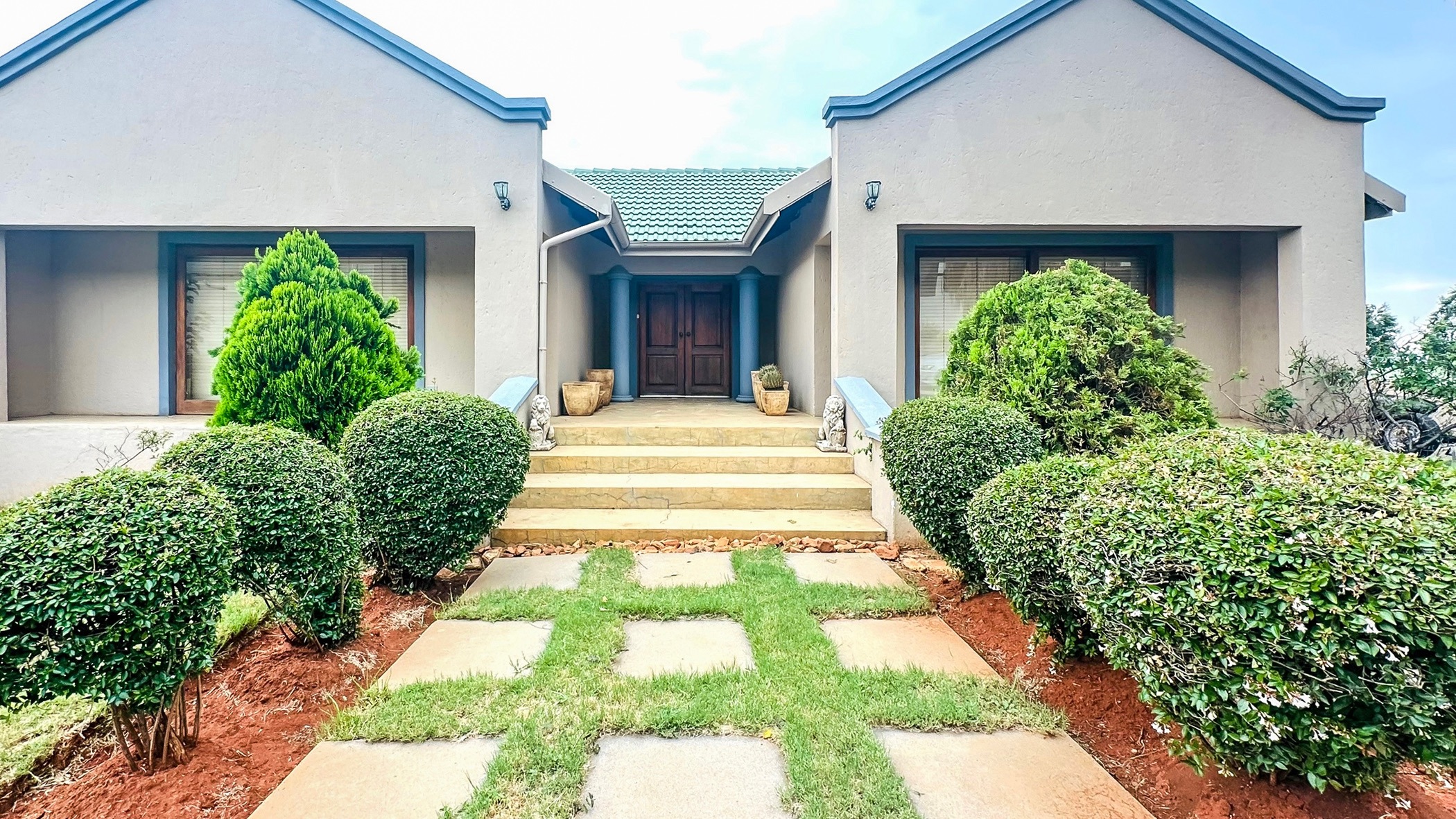 House for sale in Kosmos Ridge - 1HR1690292