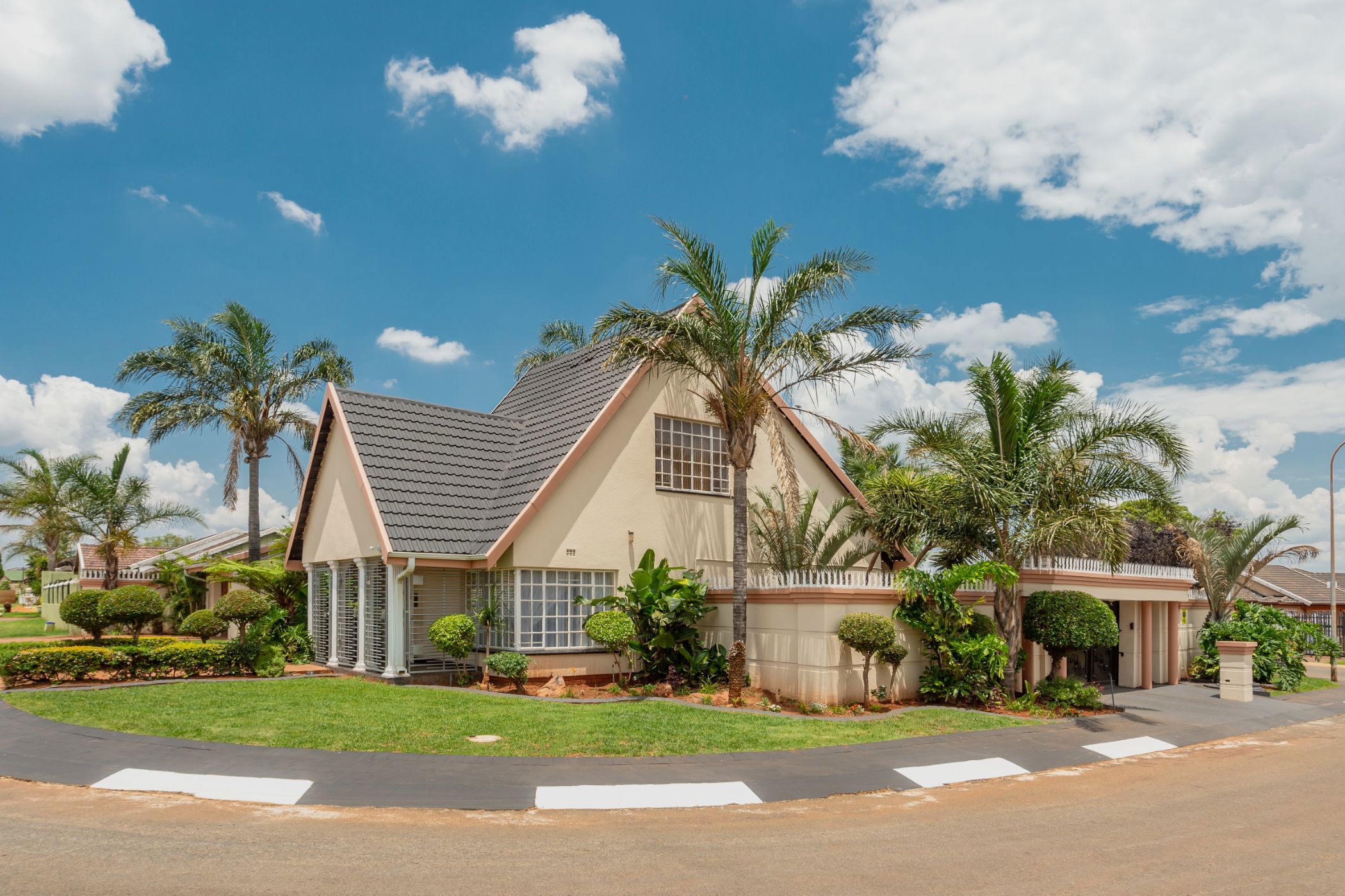 House for sale in Lenasia South - 1GV1688739