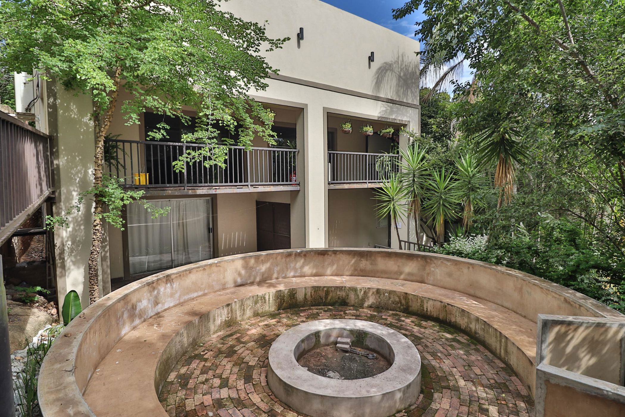 Bed & breakfast for sale in Sonheuwel Ext 1 - 1NS1691247