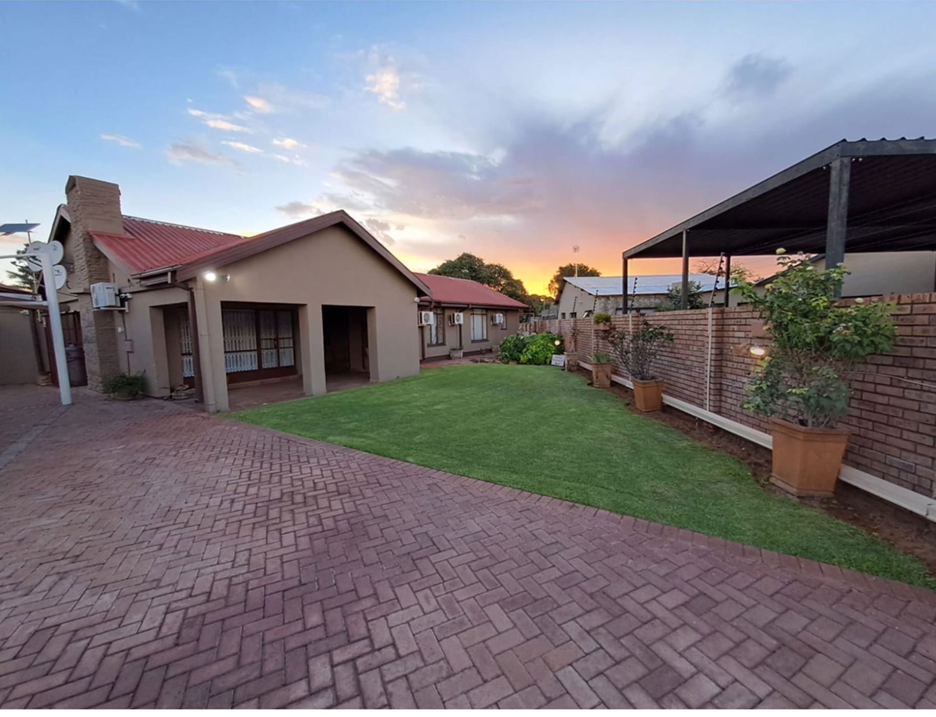 House for sale in Kathu Centre - 1RN1692896