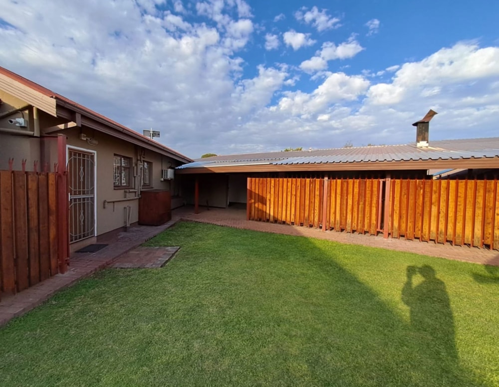 House for sale in Kathu Centre - 1RN1692896 House for sale in Kathu Centre - 1RN1692896