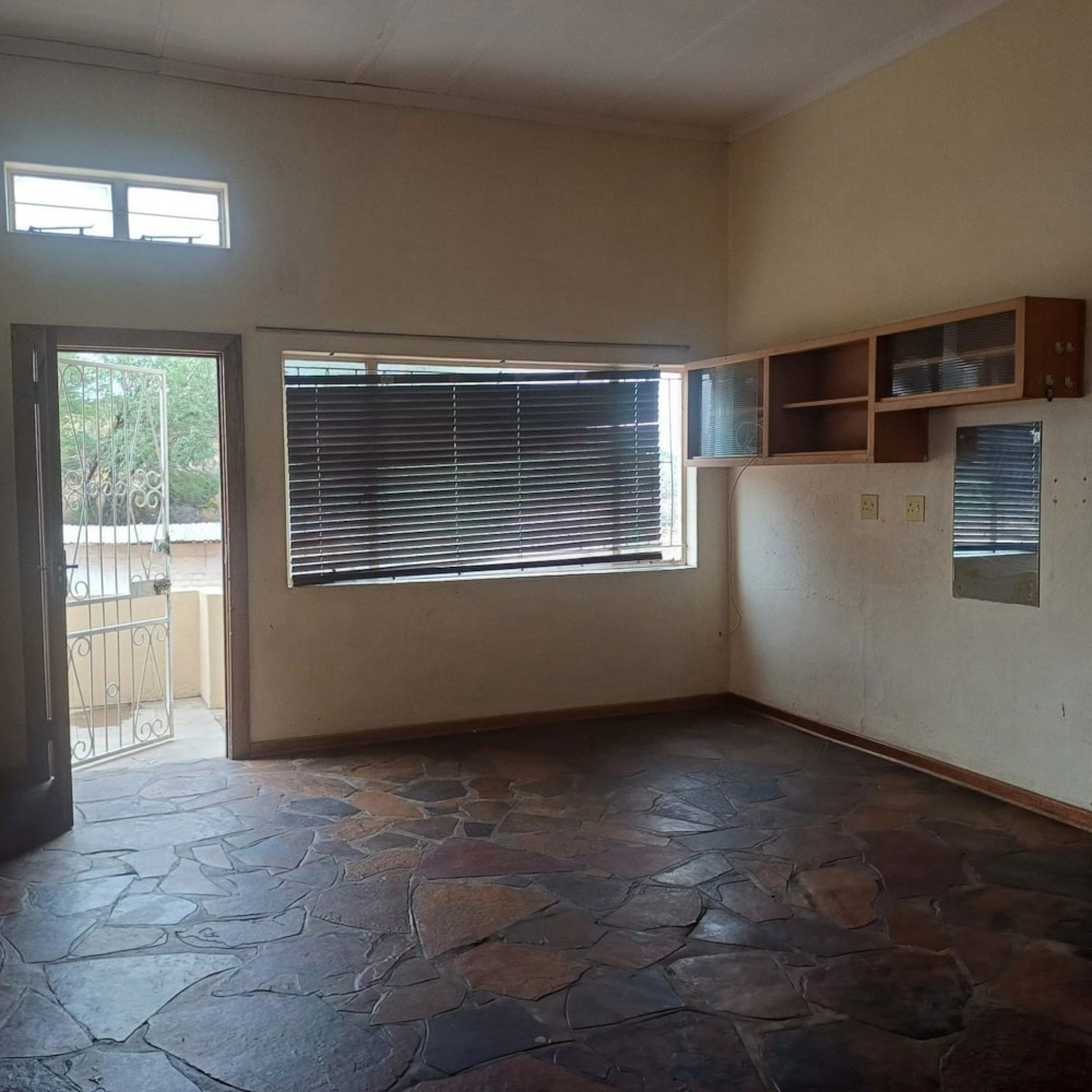 Double-storey apartment to rent in Die Rand - 1KAH1690076 Double-storey apartment to rent in Die Rand - 1KAH1690076