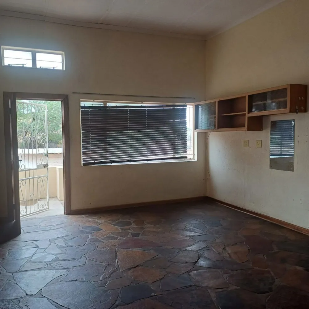 Double-storey apartment let in Die Rand - 1KAH1690076 Double-storey apartment let in Die Rand - 1KAH1690076