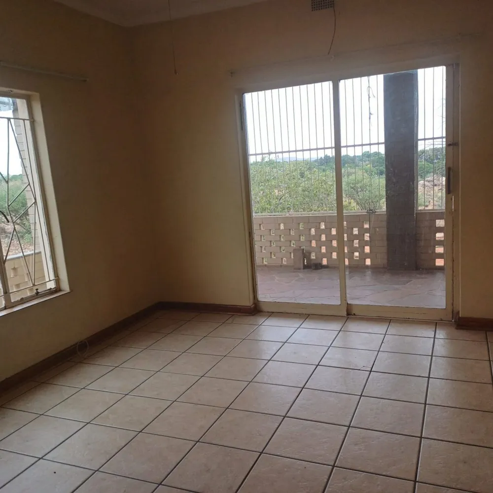 Double-storey apartment let in Die Rand - 1KAH1690076 Double-storey apartment let in Die Rand - 1KAH1690076