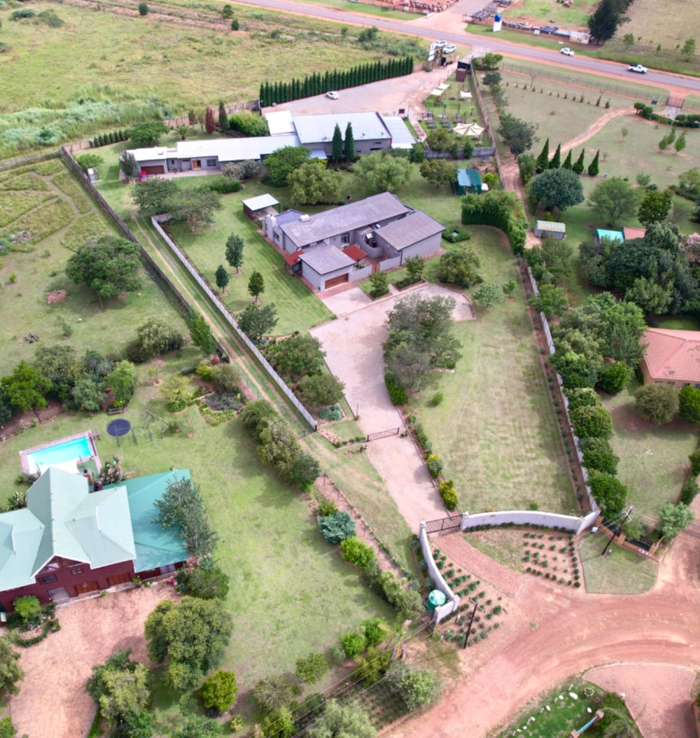 Commercial restaurant for sale in Grootfontein - PT1683764 Commercial restaurant for sale in Grootfontein - PT1683764