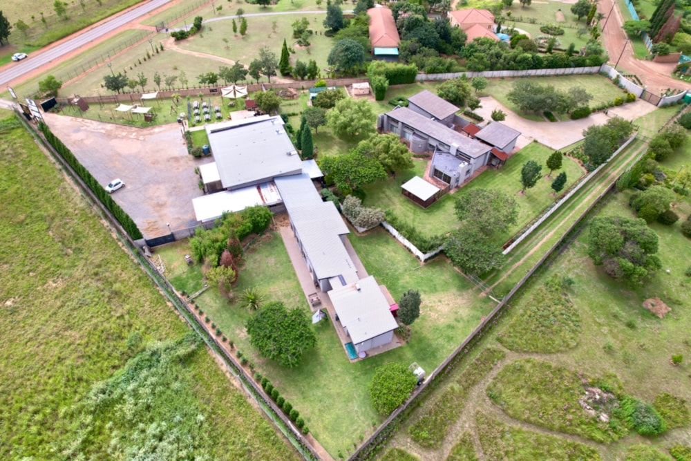 Commercial restaurant for sale in Grootfontein - PT1683764 Commercial restaurant for sale in Grootfontein - PT1683764