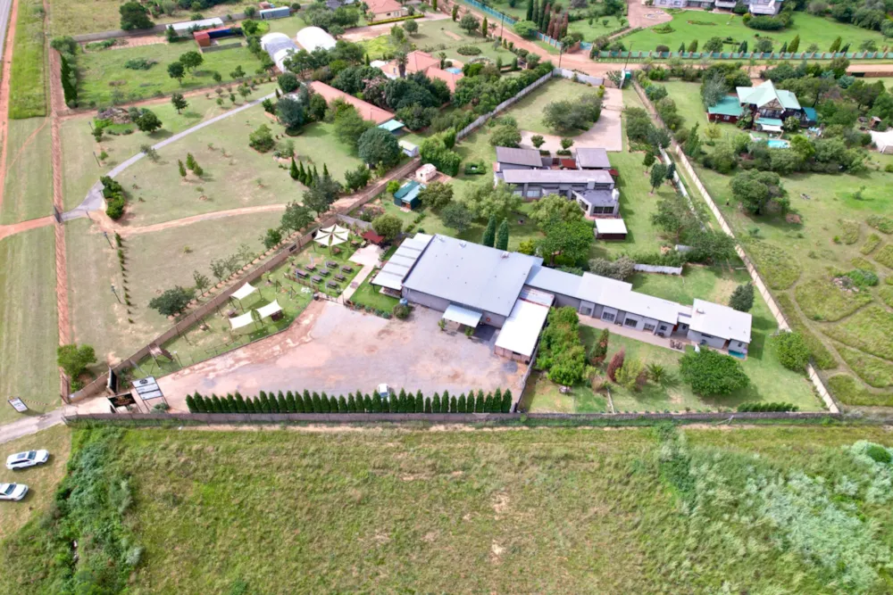 Commercial business for sale in Grootfontein - PT1732318 Commercial business for sale in Grootfontein - PT1732318