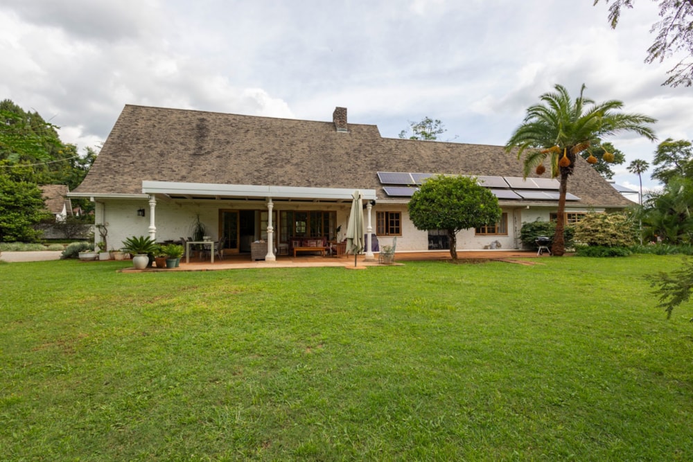 House for sale in Chisipite, Zimbabwe - 3ZB1682968