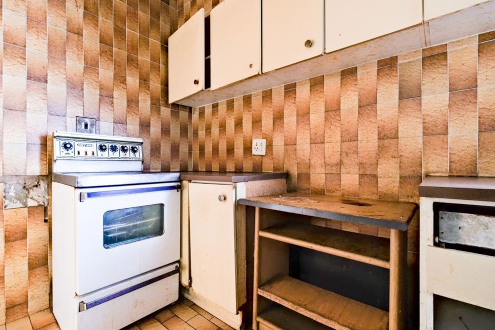 Apartment for sale in Berea, Central East - GRE1689677 Apartment for sale in Berea, Central East - GRE1689677