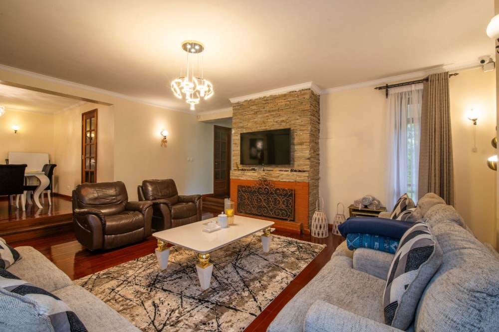 Double-storey house to rent in Karen, Kenya - 3KE1713509 Double-storey house to rent in Karen, Kenya - 3KE1713509