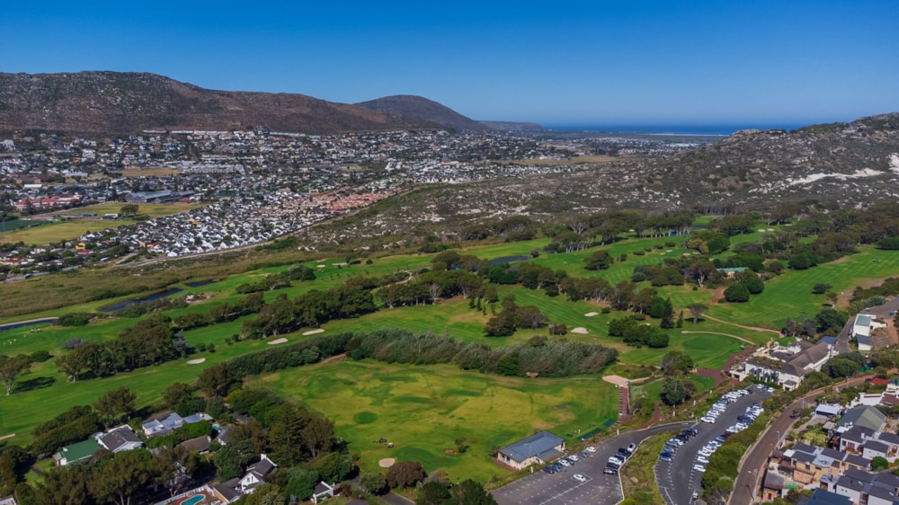 Vacant land for sale in Clovelly, Cape Town - FH1687050 Vacant land for sale in Clovelly, Cape Town - FH1687050