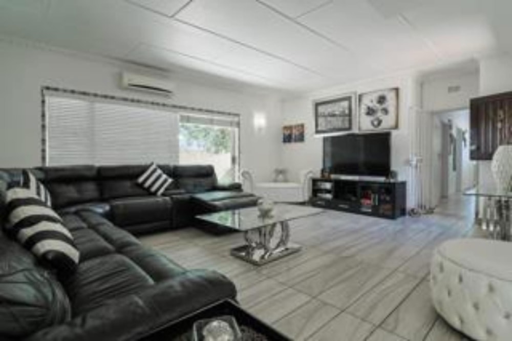 House for sale in Raceview - 1GV1689772