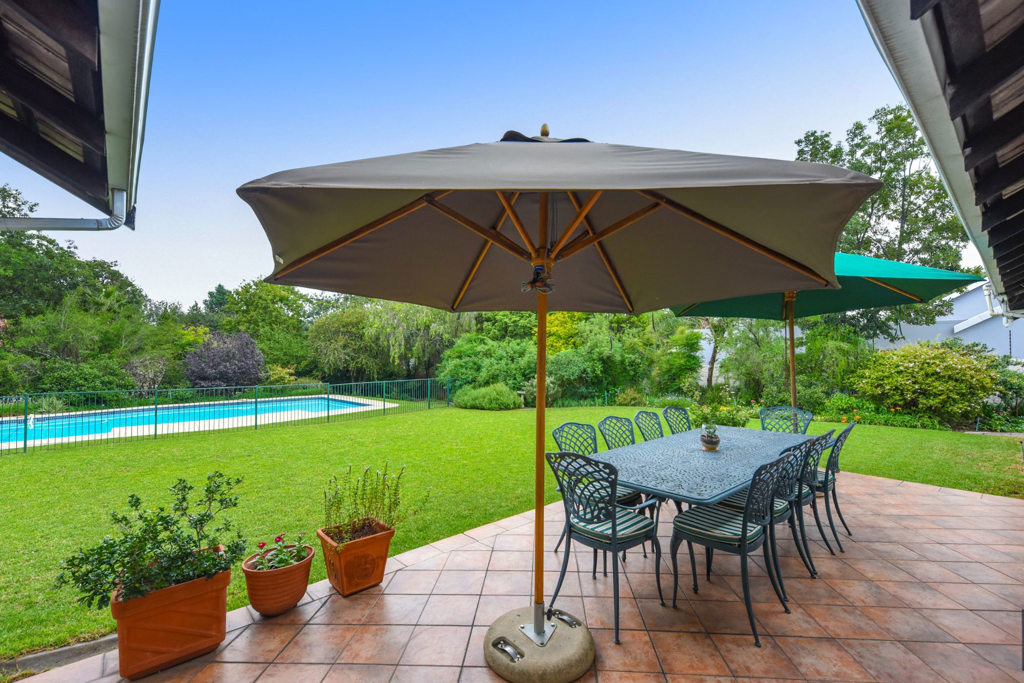 House sold in Paulshof - FW1689247