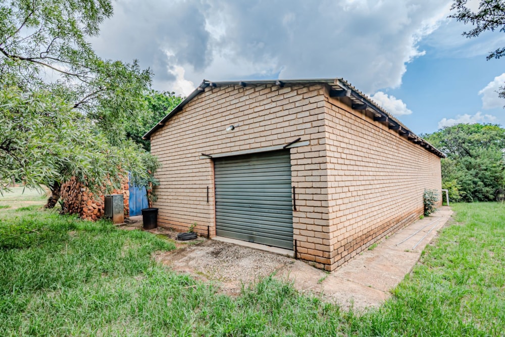 Smallholding sold in Donkerhoek - PT1690178 Smallholding sold in Donkerhoek - PT1690178