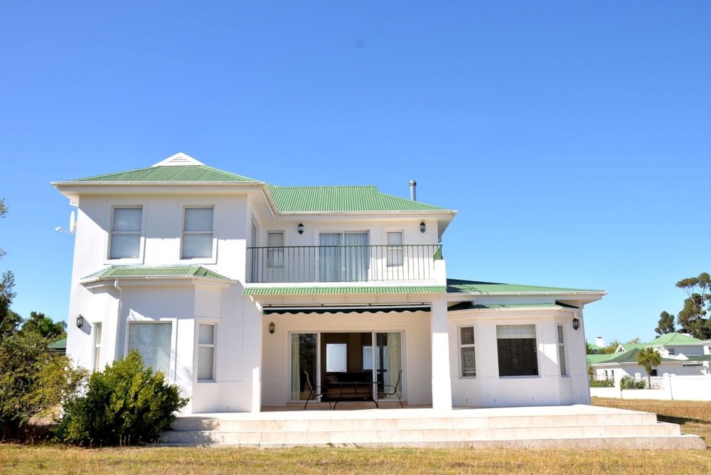 Golf estate house for sale in Theewaterskloof - 1SW1691513
