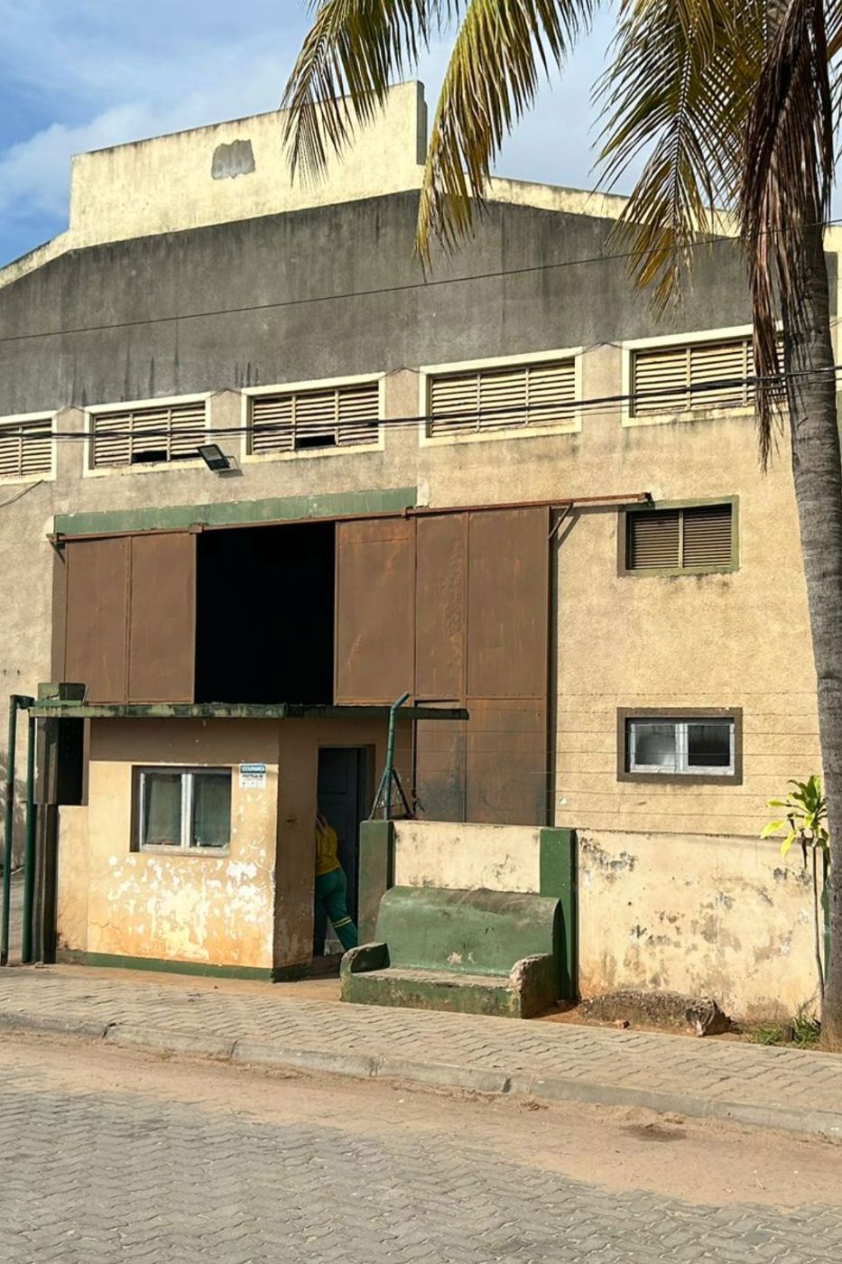 Commercial Building to rent in Inhambane, Inhambane, Mozambique - 3MQ1688836