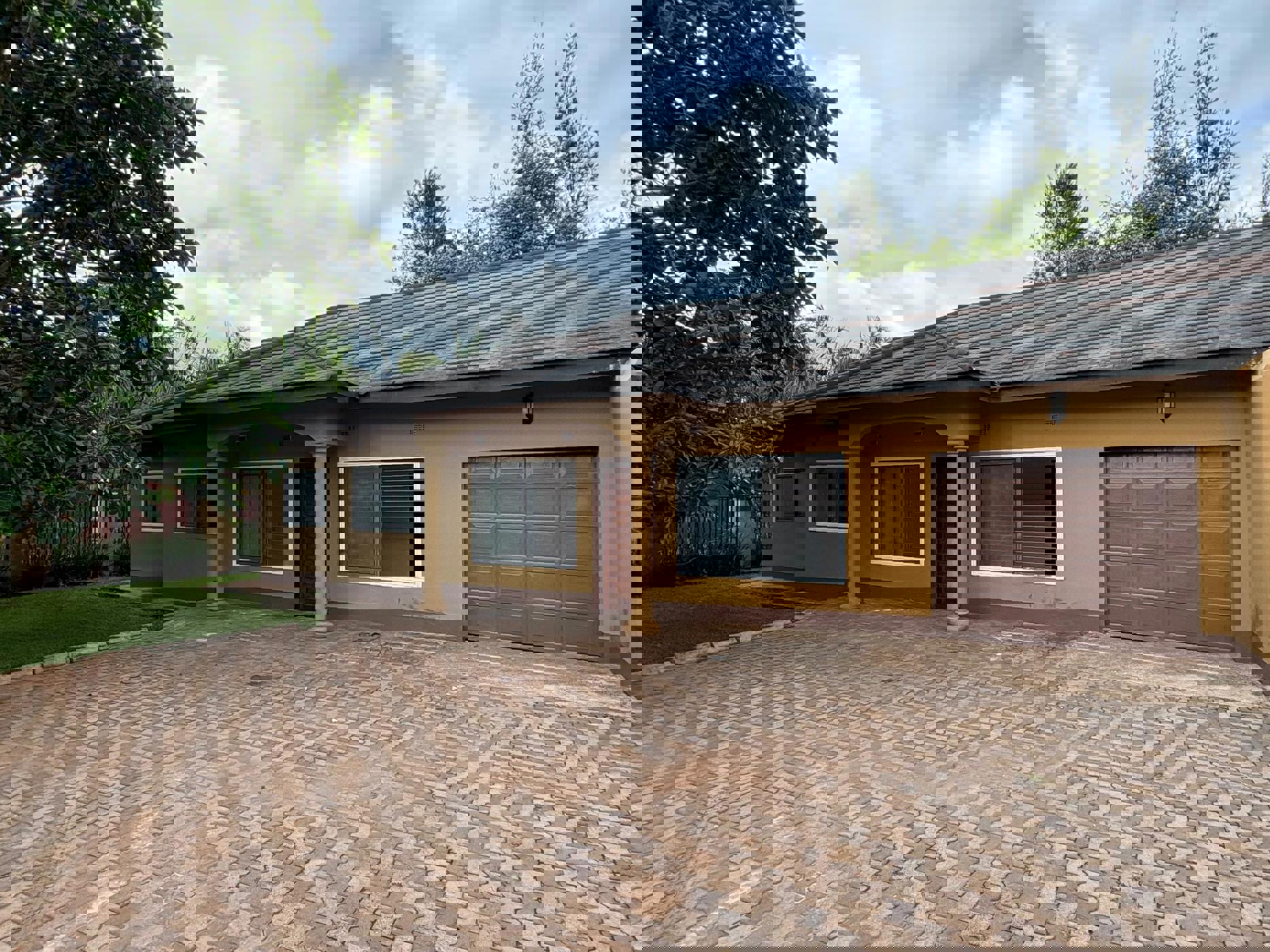 House for sale in Ibex Hill, Zambia - 3ZA1688846