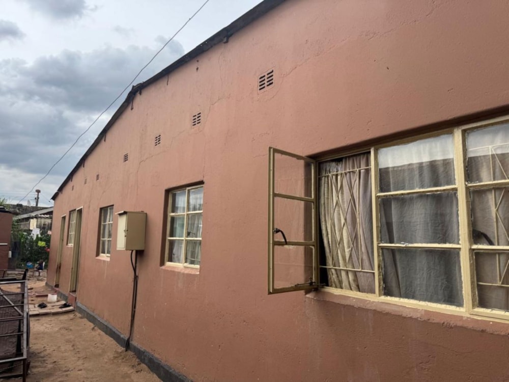 House sold in Highfield, Zimbabwe - 3ZB1688853 House sold in Highfield, Zimbabwe - 3ZB1688853