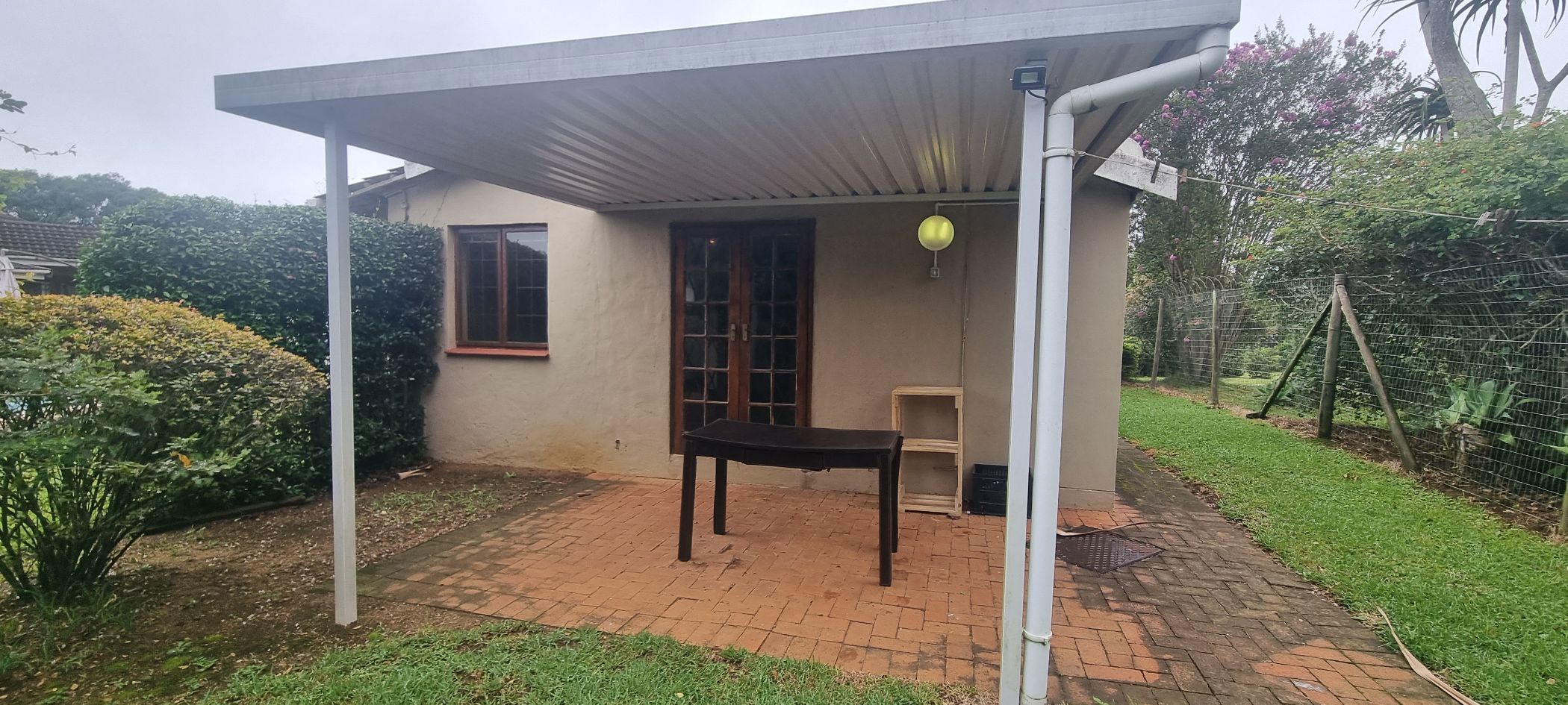 Garden cottage let in Forest Hills - 1KF1689696