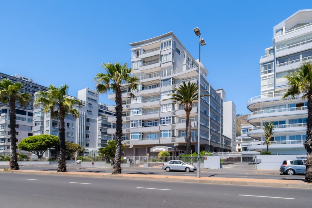 Apartment sold in Three Anchor Bay - AS1689623