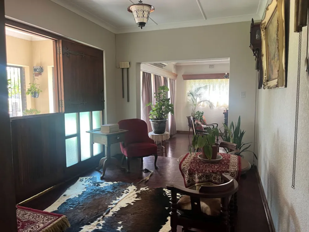 House for sale in Bloemhof, North West Province - 1KJ1689110