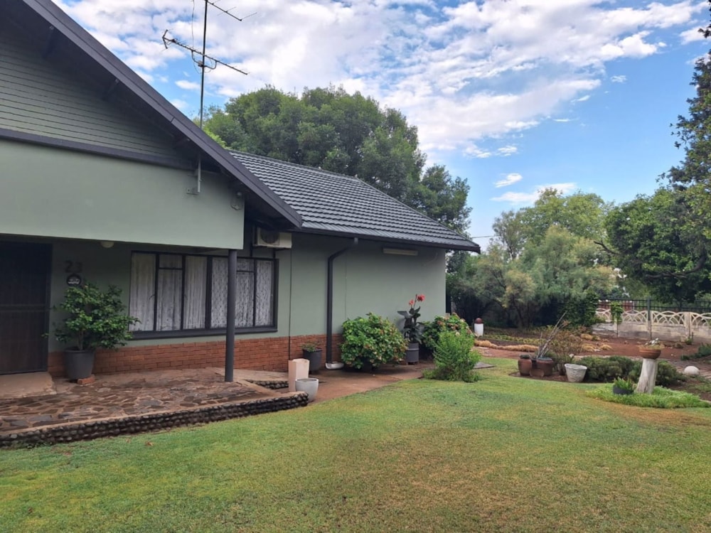 House for sale in Bultfontein, Free State - 1KJ1689101 House for sale in Bultfontein, Free State - 1KJ1689101