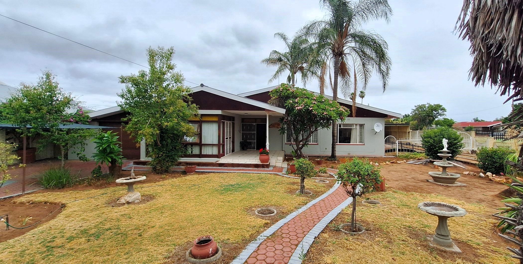 House for sale in Wesbank, Oudtshoorn - 1OU1689215