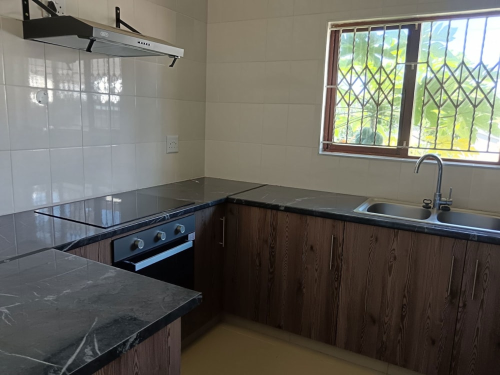 House to rent in Scottburgh South - 1si1689111