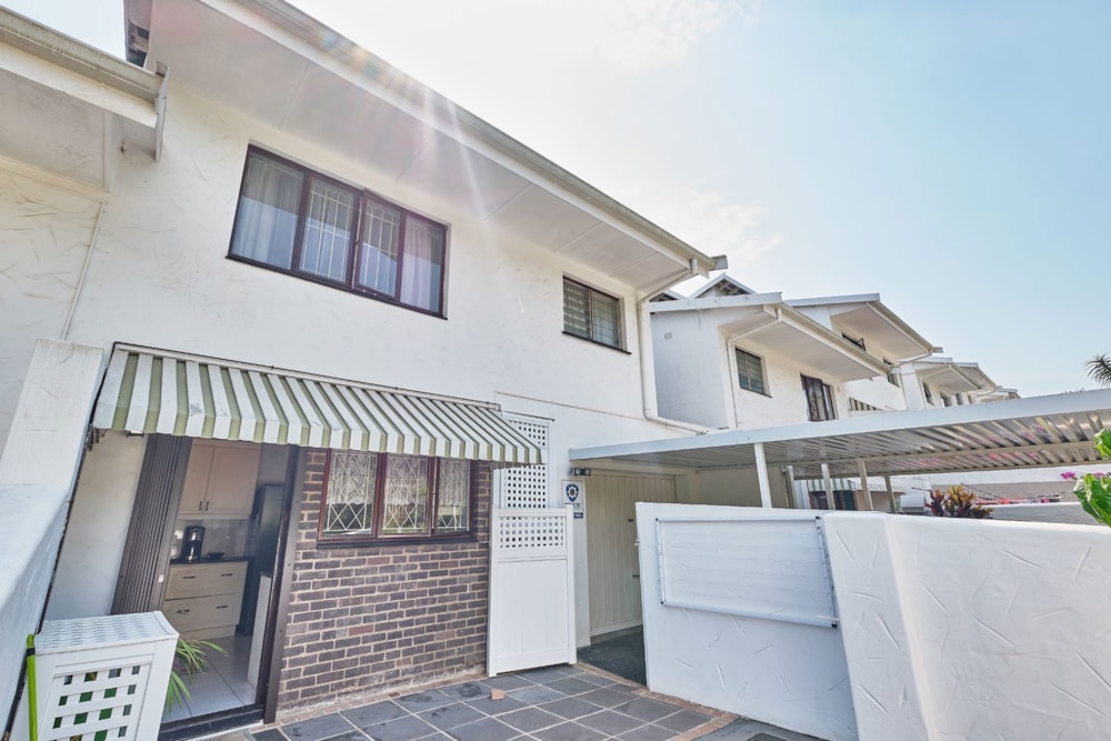 Security complex home let in Amanzimtoti - 1WB1689124 Security complex home let in Amanzimtoti - 1WB1689124