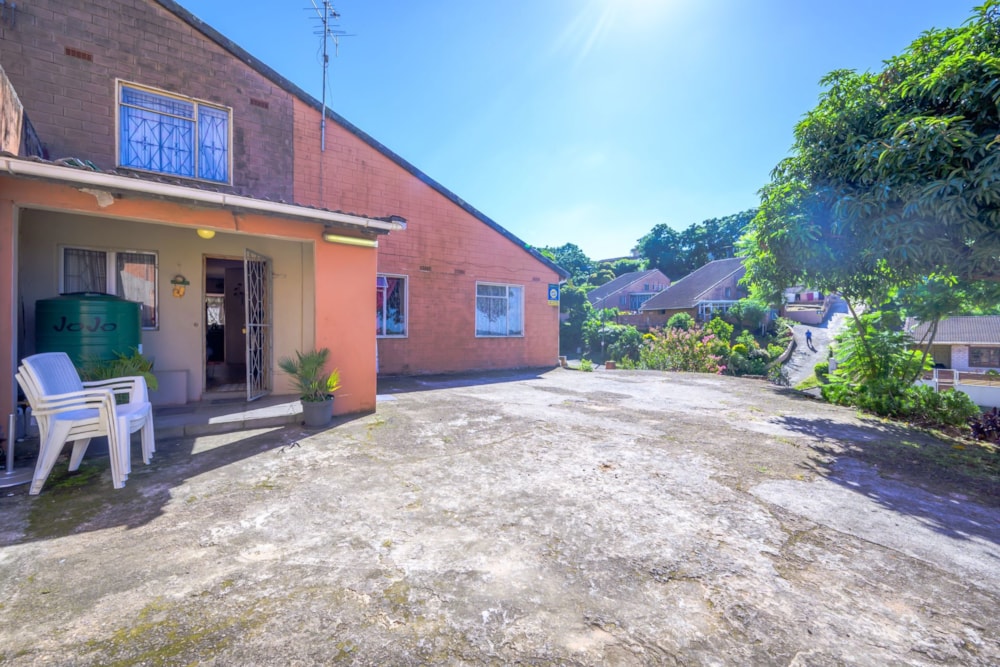 Townhouse for sale in Verulam - 1ND1689237