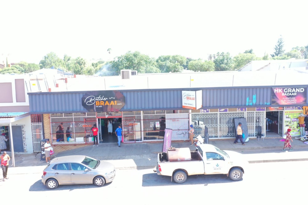 Commercial Building for sale in Hartswater, Northern Cape - 1RN1689241 Commercial Building for sale in Hartswater, Northern Cape - 1RN1689241