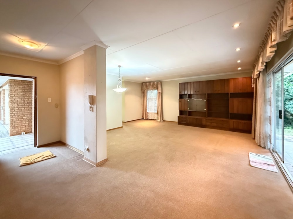 Townhouse for sale in  Vanderbijlpark SW 5 - 1VT1689254