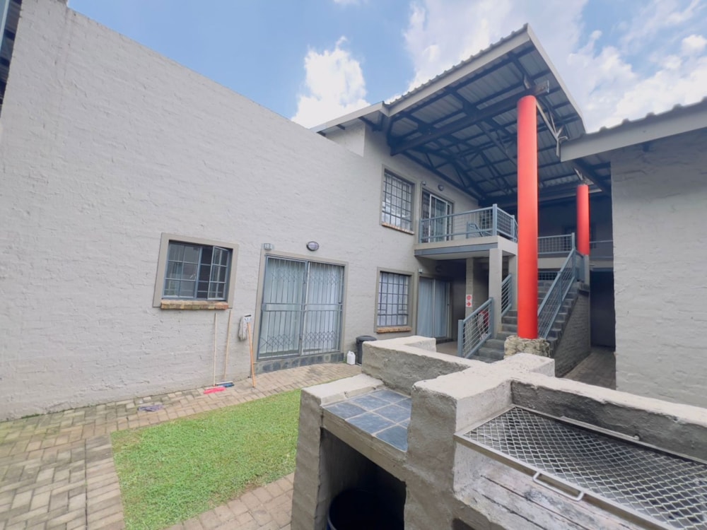 Security complex home for sale in Hoeveld Park - 1WD1689342