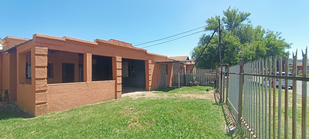 House for sale in Sunset View, Newcastle - 1NW1689349