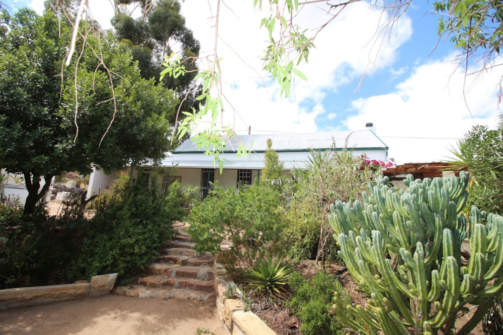 House for sale in Aurora, West Coast - LA1689392