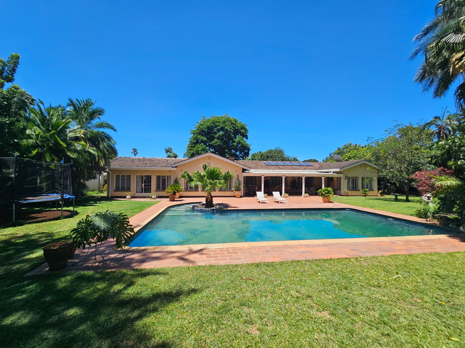 House for sale in Chisipite, Zimbabwe - 3ZB1694072