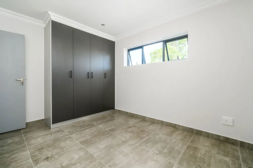 Townhouse for sale in Rowallan Park - 1PLZ1689516 Townhouse for sale in Rowallan Park - 1PLZ1689516