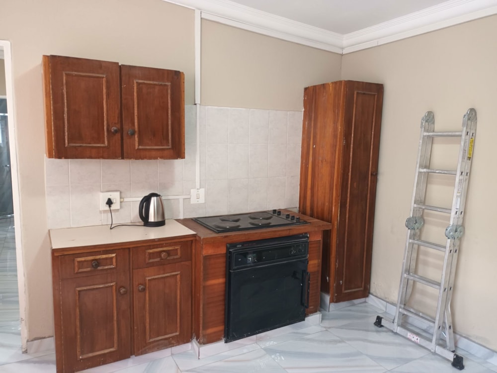 Garden apartment let in Brakpan North - 1BJ1689553