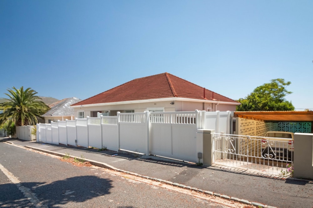 House sold in Vredehoek - AS1689611 House sold in Vredehoek - AS1689611