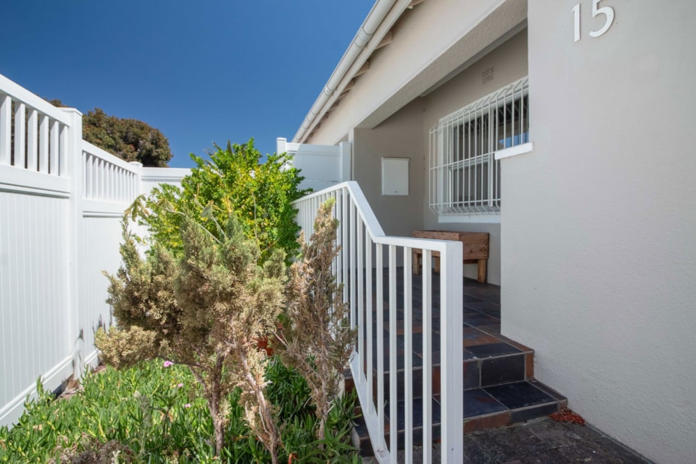 House sold in Vredehoek - AS1689611 House sold in Vredehoek - AS1689611