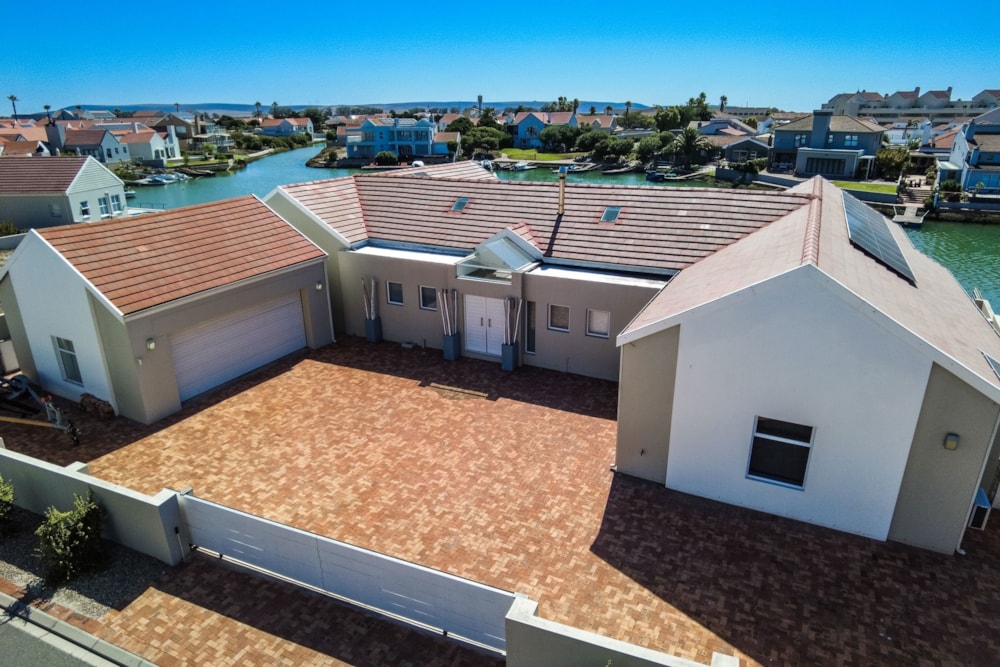 House for sale in Port Owen - LA1689766