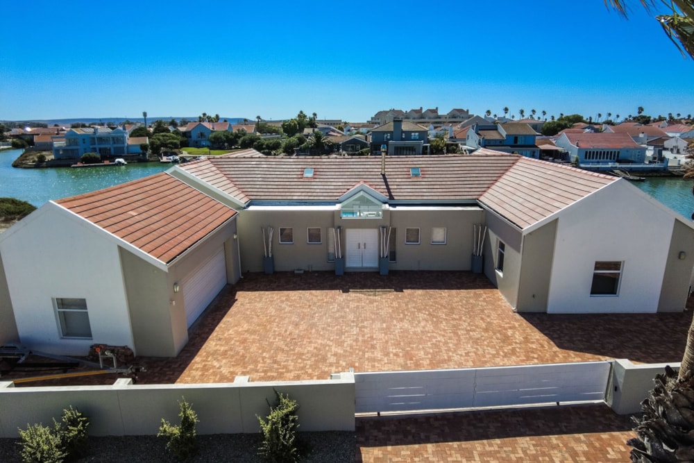 House for sale in Port Owen - LA1689766