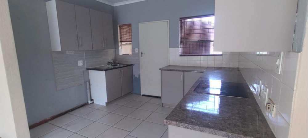 Cluster let in Birchleigh North - ENL1690039