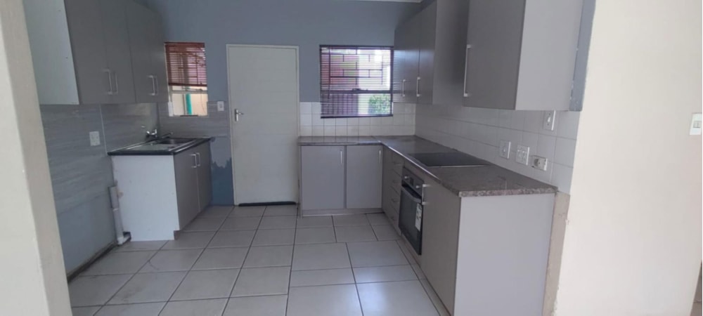 Cluster let in Birchleigh North - ENL1690039