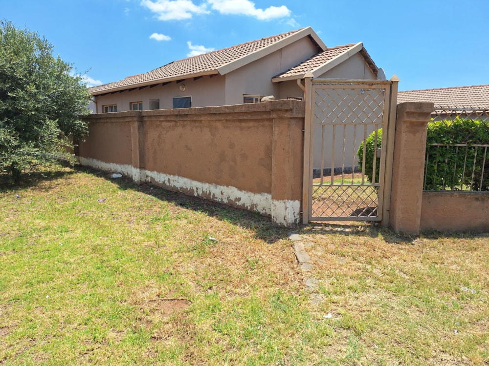 House for sale in Rosslyn - PTM1691006 House for sale in Rosslyn - PTM1691006