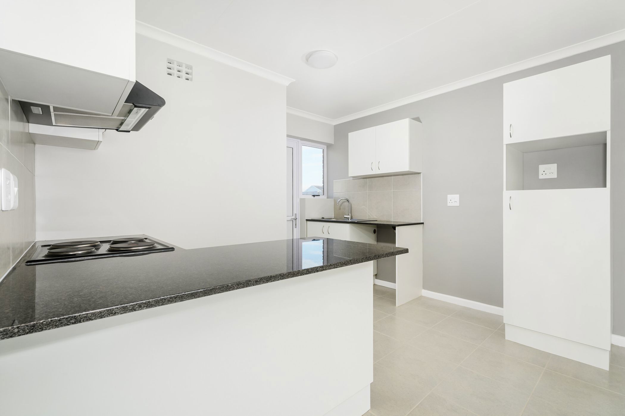 Apartment for sale in Fairview, Port Elizabeth, Gqeberha - 1PLZ1689898